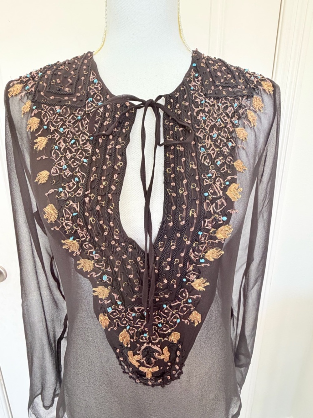Lapetina & Lomeli 100% Silk Beaded Boho Tunic Top - Medium - Picture 4 of 15